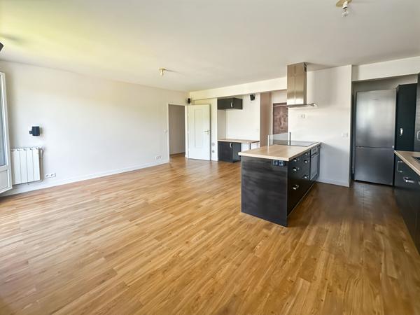Appartement 3 pièces très lumineux proche RER , Bièvres, DPE D