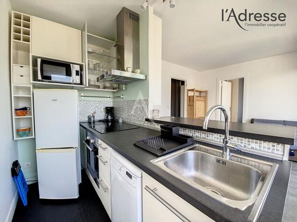 PUTEAUX/Marché des Bergères 2 pièces Meublé avec balcon et cave