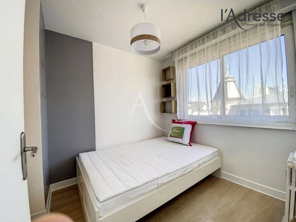 PUTEAUX/Marché des Bergères 2 pièces Meublé avec balcon et cave