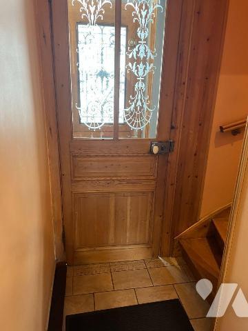 A vendre chez votre Notaire, grande maison familiale individuelle dans un cadre agréable avec 2...