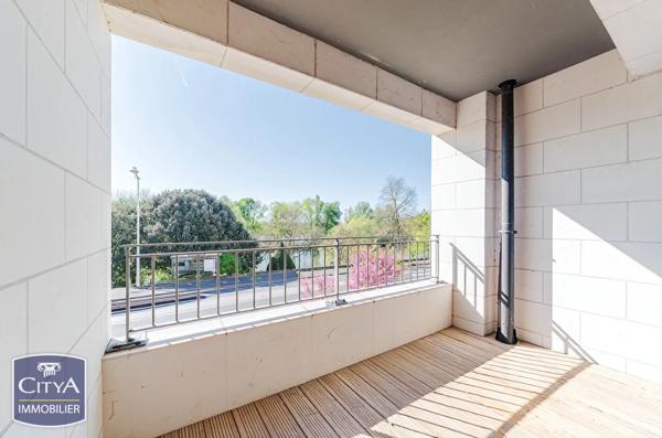 Appartement à vendre 2 pièces 43m² Saint-Cyr-sur-Loire (37540)