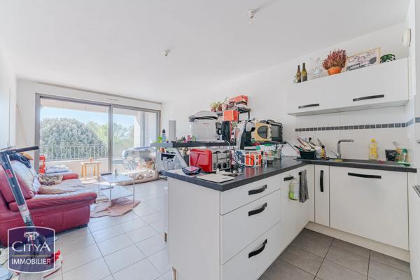 Appartement à vendre 2 pièces 43m² Saint-Cyr-sur-Loire (37540)