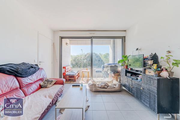 Appartement à vendre 2 pièces 43m² Saint-Cyr-sur-Loire (37540)