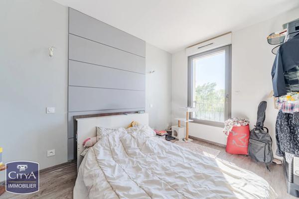 Appartement à vendre 2 pièces 43m² Saint-Cyr-sur-Loire (37540)