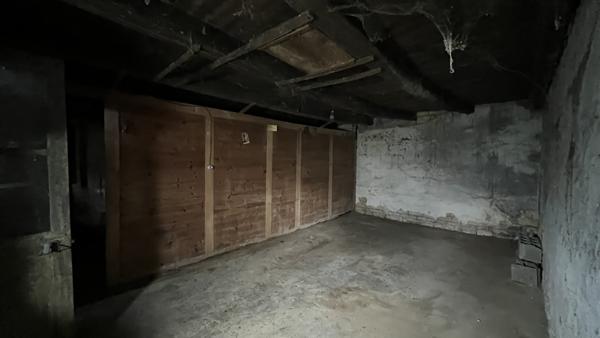 Celles-sur-Belle (79370) ENTRE BRULAIN ET PÉRIGNÉ, MAISON AVEC DEPENDANCE À RENOVER ENTIEREMENT sur TERRAIN DE 3387 M2