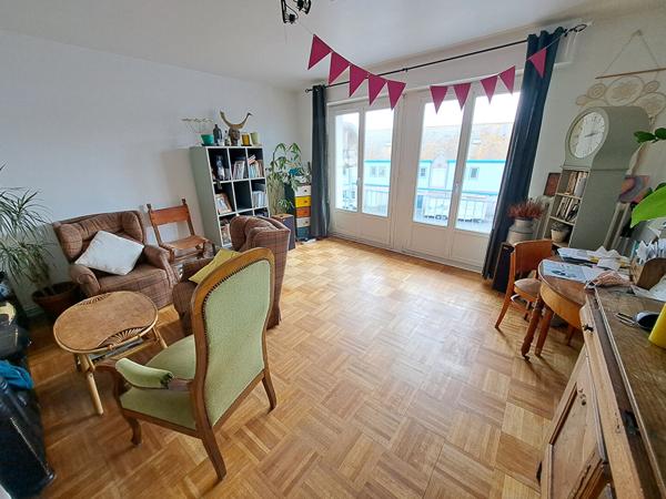 Concarneau centre-ville, appartement 3 pièces avec vue sur le port