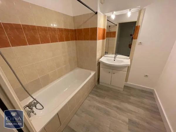 Appartement à louer 2 pièces 45.58m²