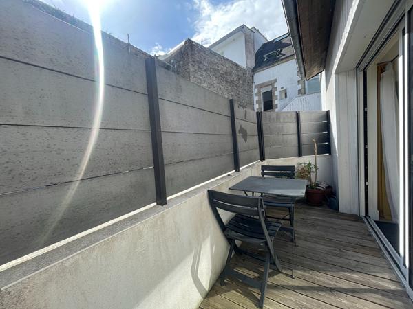 A vendre à Vannes secteur gare appartement duplex de type 3 de 63 m² place de parking, garage