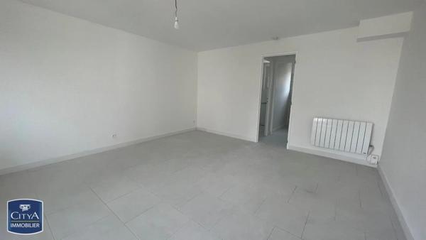 Appartement à louer 1 pièce 36.6m²