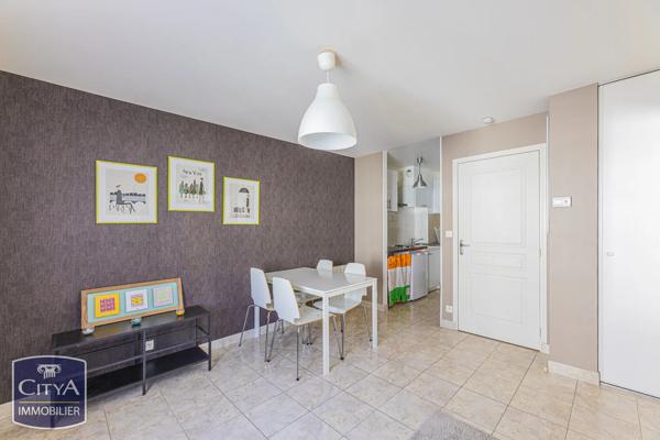 Appartement à vendre 2 pièces 32.23m² Tours (37000)