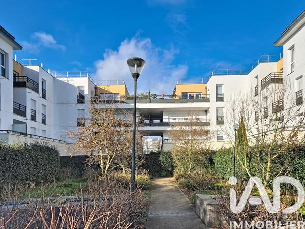 Appartement à vendre 4 pièces 82 m² Élancourt