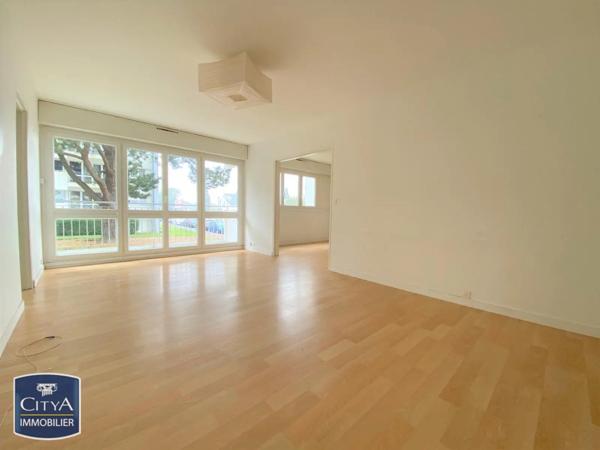 Appartement à louer 4 pièces 86m²