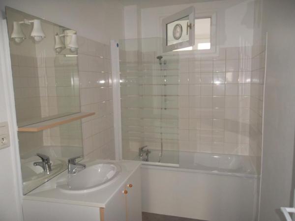 APPARTEMENT T4 A LOUER RIORGES - LE PONTET
