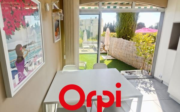 Appartement à vendre    2 pièces •  Bandol