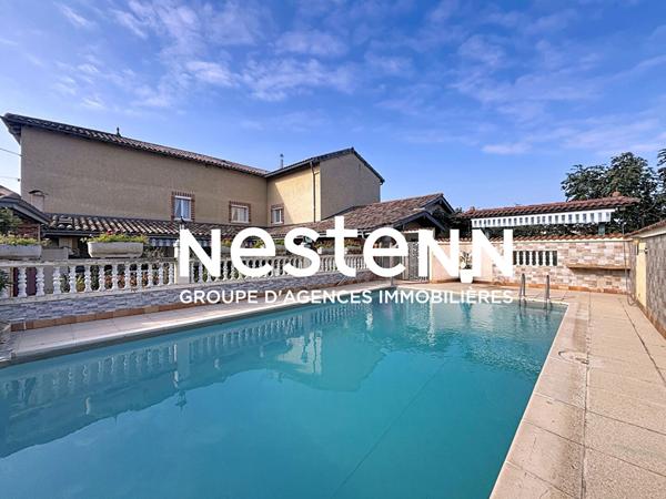 A vendre : Magnifique propriété avec piscine et jardin arboré à CRECHES SUR SAONE