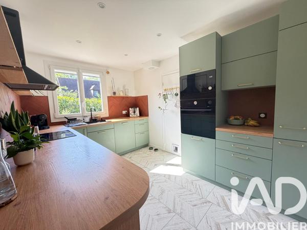 Maison à vendre 6 pièces 118 m² Sainte-Geneviève-des-Bois
