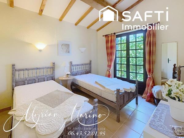 Saint-Aygulf villa vue mer panoramique 9 chambres terrasse garages propriété rare