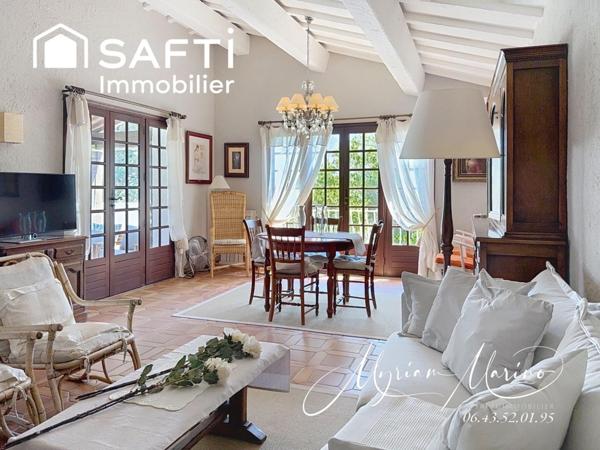 Saint-Aygulf villa vue mer panoramique 9 chambres terrasse garages propriété rare