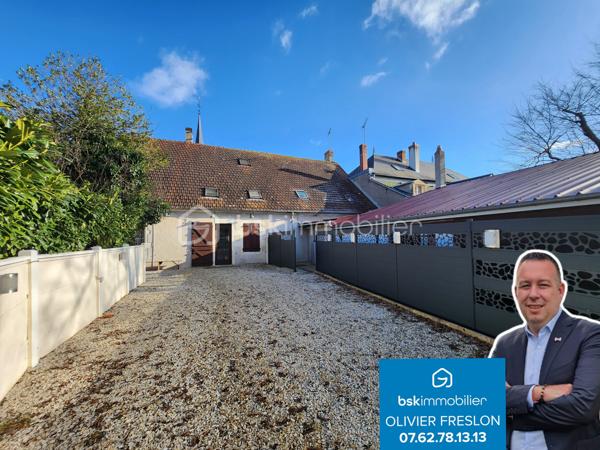 Local d activites de 208 m²