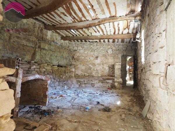 Fontaine-de-Vaucluse (84800) Remise à rénover à Fontaine de Vaucluse