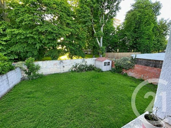 Maison à vendre  7 pièces - 200 m 2   EYSINES  - 33