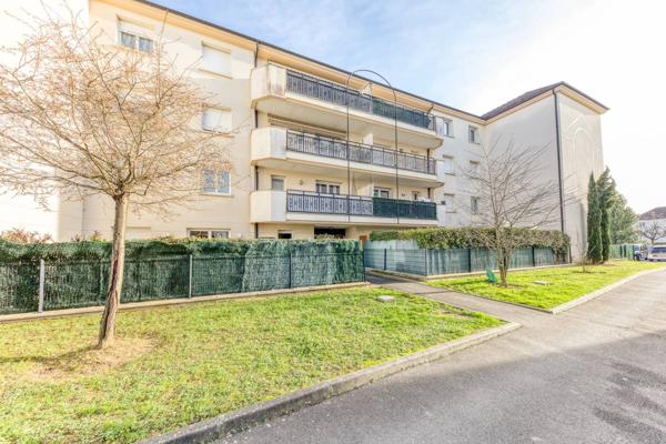 Appartement 3 pièces avec double box et parking !