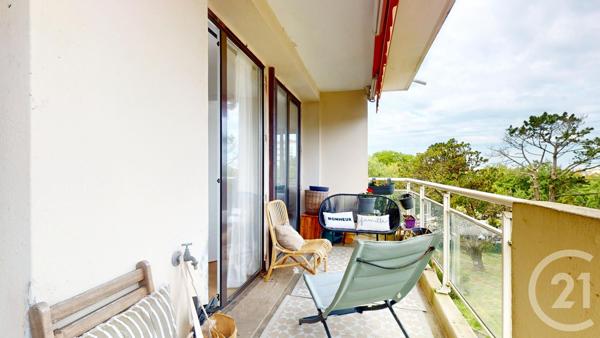Appartement F4 à vendre  4 pièces - 84,25 m 2   BIARRITZ  - 64
