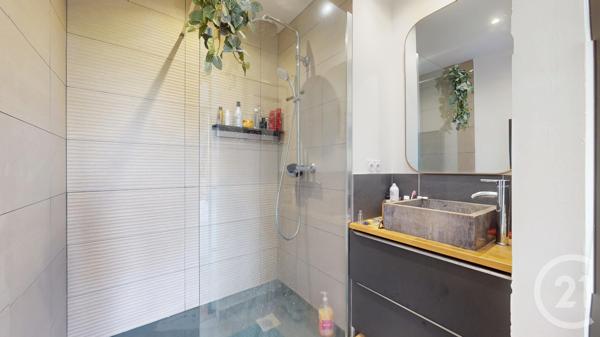 Appartement F4 à vendre  4 pièces - 84,25 m 2   BIARRITZ  - 64