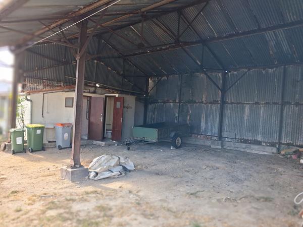 Ancienne ferme à restaurer avec hangar de 110 m², proche plages et forêt , Saint georges d oleron