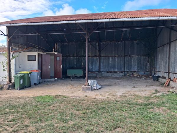 Ancienne ferme à restaurer avec hangar de 110 m², proche plages et forêt , Saint georges d oleron