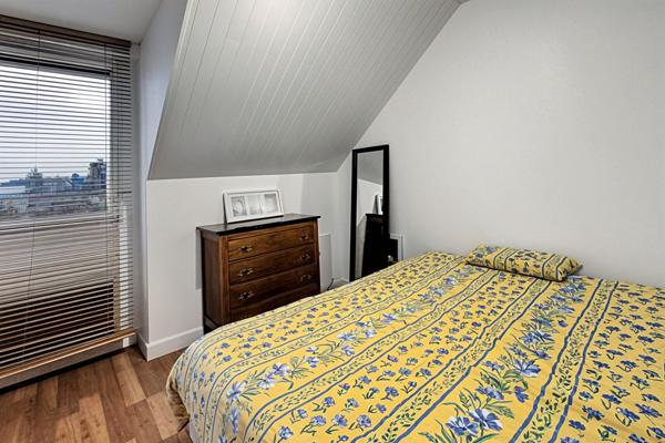 T4 DERNIER ÉTAGE -TERRASSE 50 m²-DOUBLE BOX-ST SÉBASTIEN SUR LOIRE,  
Saint sebastien sur loire 44230