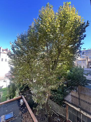 Marseille (13006) STUDIO COEUR CENTRE VILLE PROCHE DE LA PLACE CASTELLANE