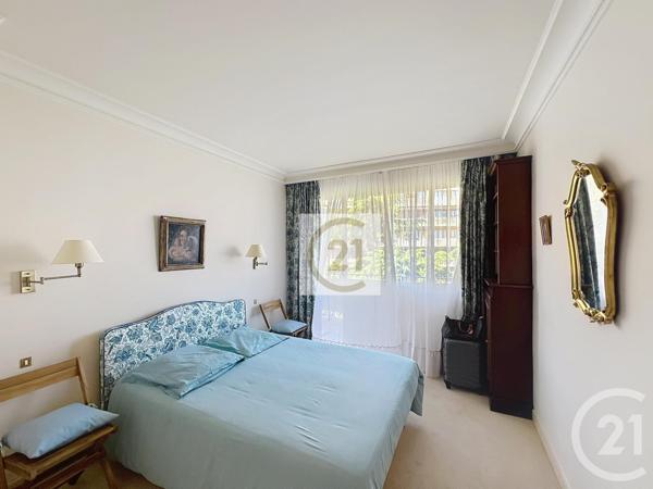 Appartement F4 à vendre  4 pièces - 110 m2 ST CLOUD - 92