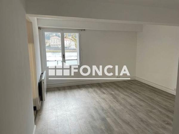 Location Appartement 3 pièces 66.53 m² - 4 GRAND RUE Tain L'hermitage 26600