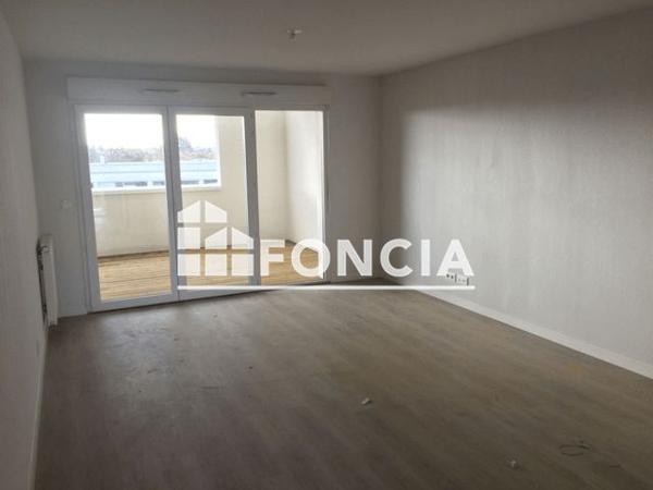 Location Appartement 3 pièces 67.9 m² - ALLEE RENE CASSAGNE Lormont 33310