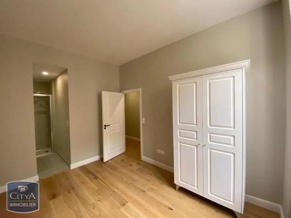 Appartement à louer 4 pièces 80.85m² Poitiers (86000)