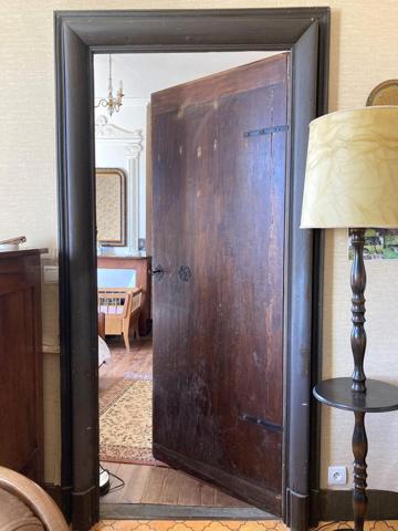 Ancien presbytère aves sonjardin à Espère