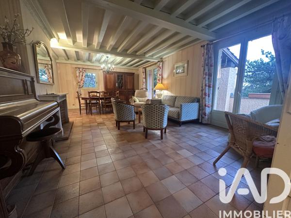 Maison à vendre 6 pièces 141 m² Couzon-au-Mont-d'Or