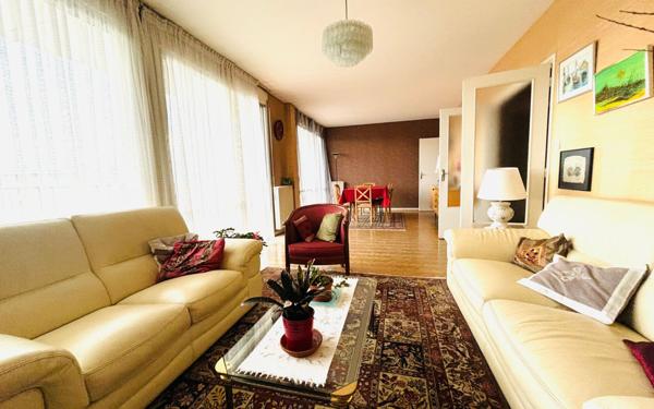 Appartement à vendre    5 pièces • 102,29 m2 Lyon 5