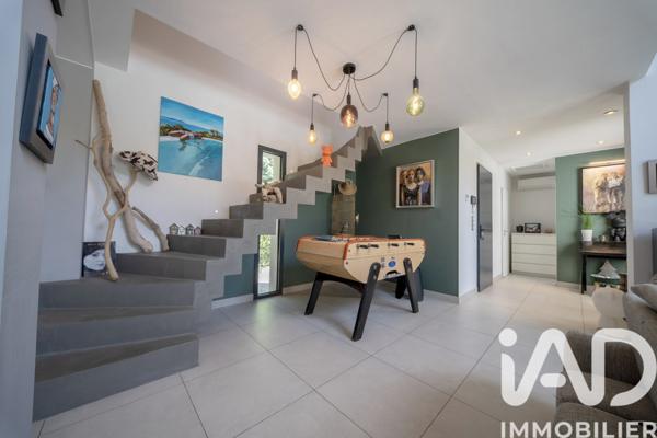 Maison à vendre 4 pièces 140 m² Avignon