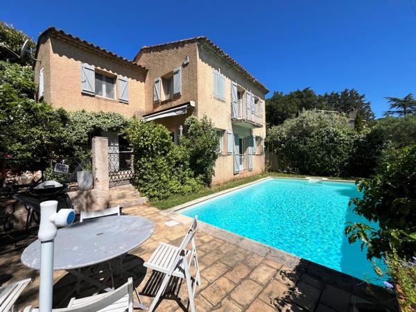 La Garde-Freinet (83680) Maison 5 pièces avec piscine et garage