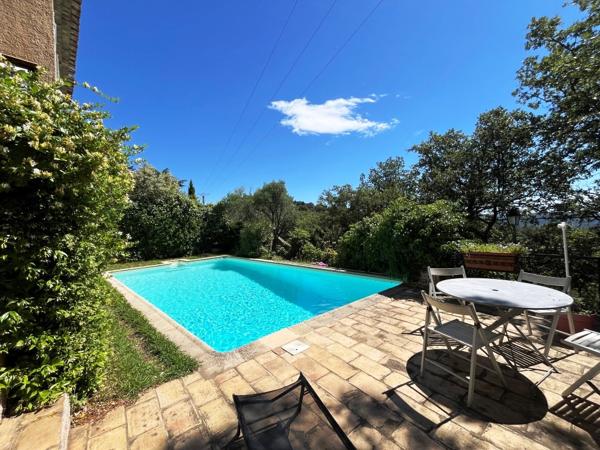 La Garde-Freinet (83680) Maison 5 pièces avec piscine et garage