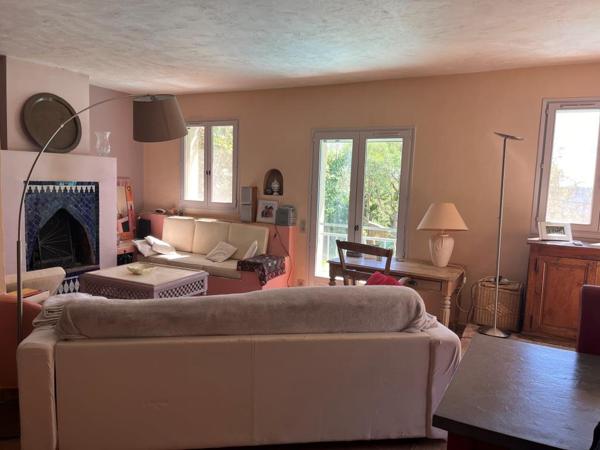 La Garde-Freinet (83680) Maison 5 pièces avec piscine et garage