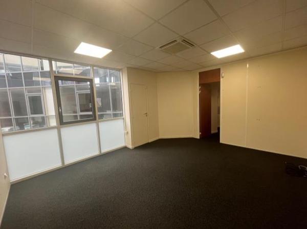 Location Bureau 60 77200 Torcy 793292