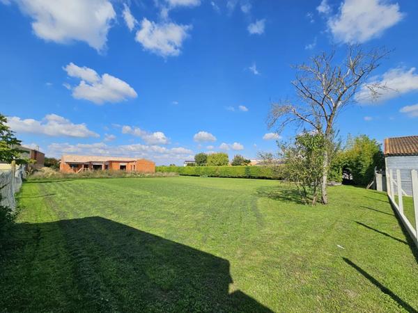 Vente Terrain 1021 m2 à La Grève-sur-Mignon