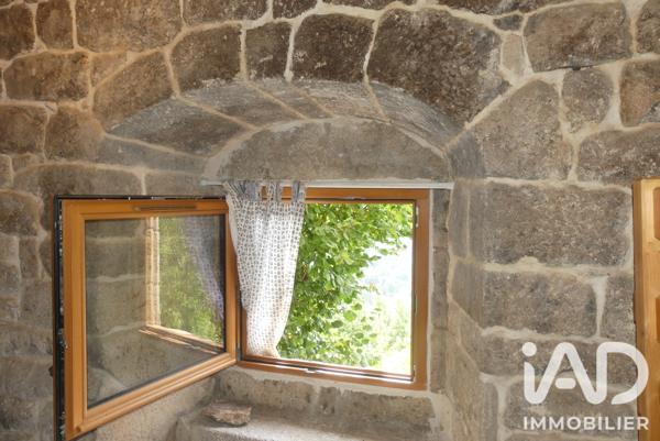 Maison à vendre 5 pièces 93 m² Burzet