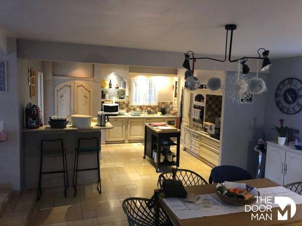 Maison - Vendu - 205 m² - COLLOBRIERES | The Door Man