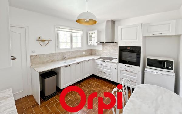 Maison à vendre    4 pièces • 109 m2 Saint-Cyr-sur-Mer