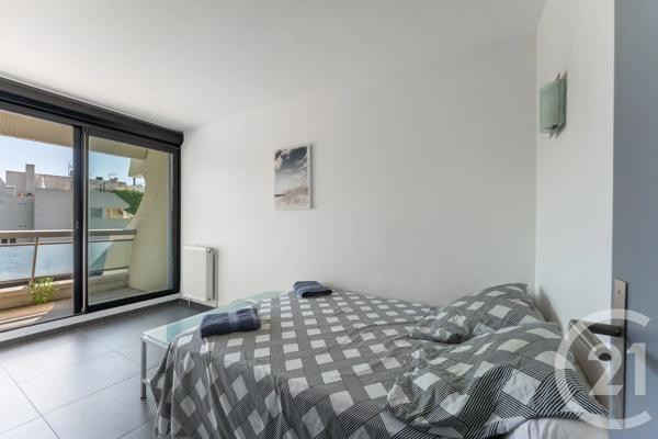 Appartement F5 à vendre  5 pièces - 115,94 m 2   LE GRAU DU ROI  - 30