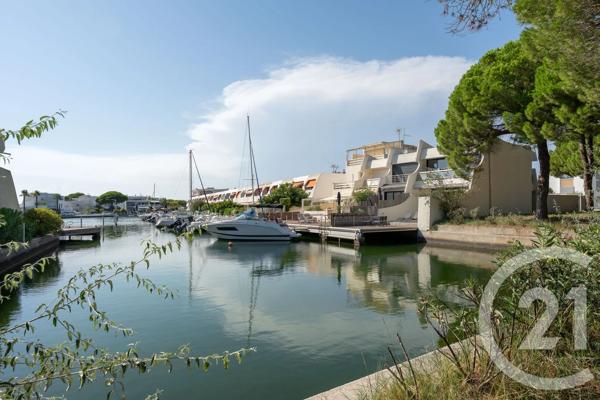 Appartement F5 à vendre  5 pièces - 115,94 m 2   LE GRAU DU ROI  - 30